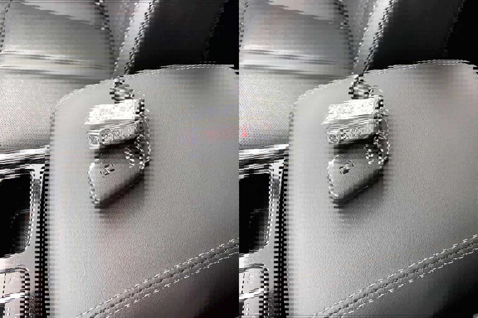 Used 2023 Kia Sorento SX image 14