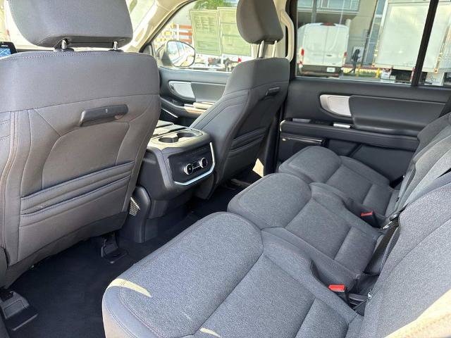 Certified 2025 Ford Expedition Active AWD/4WD image 13