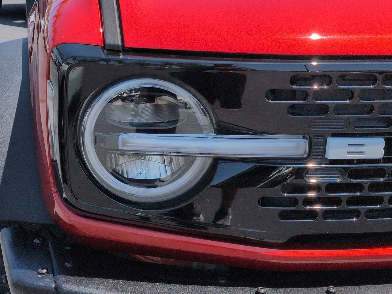 Certified 2024 Ford Bronco Wildtrak AWD/4WD image 8