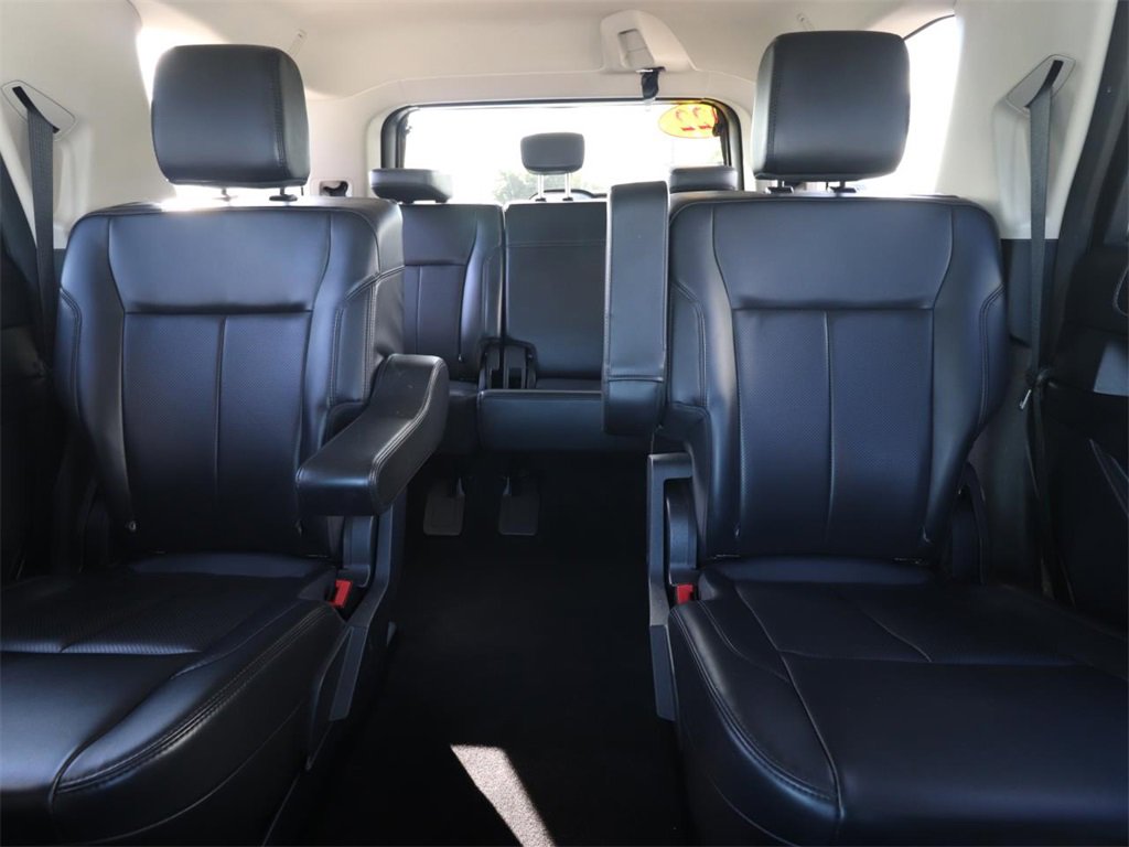 Certified 2022 Ford Expedition XLT image 9