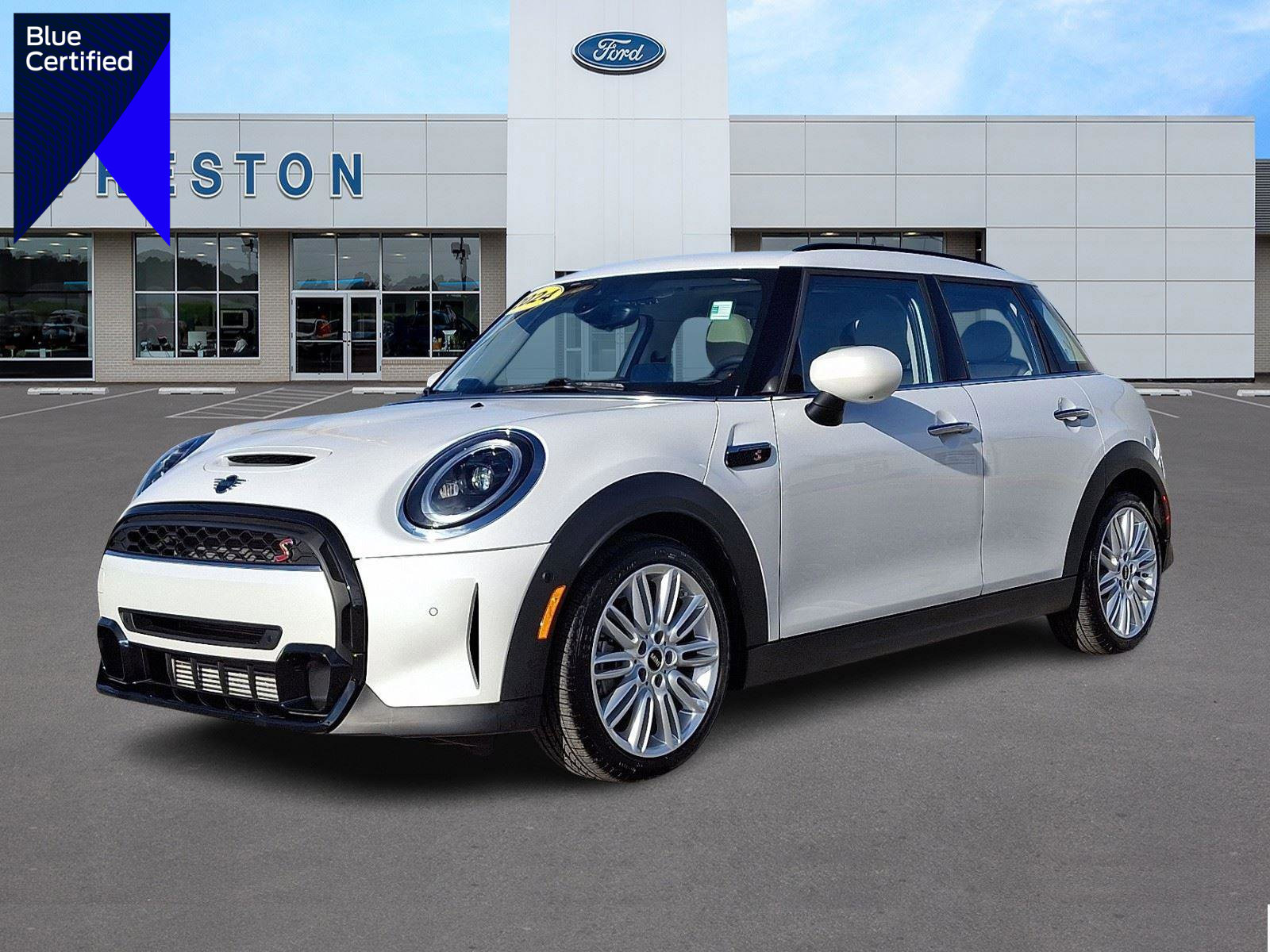 Used 2024 MINI Cooper S image 1