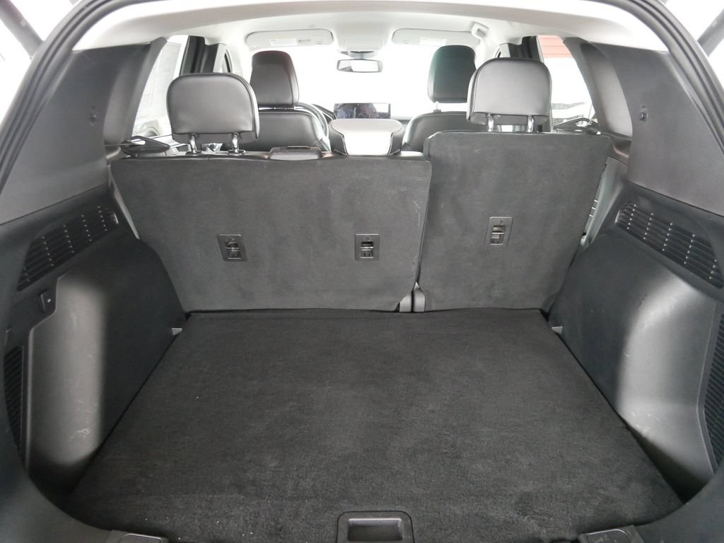 Certified 2023 Ford Escape Platinum AWD/4WD image 9
