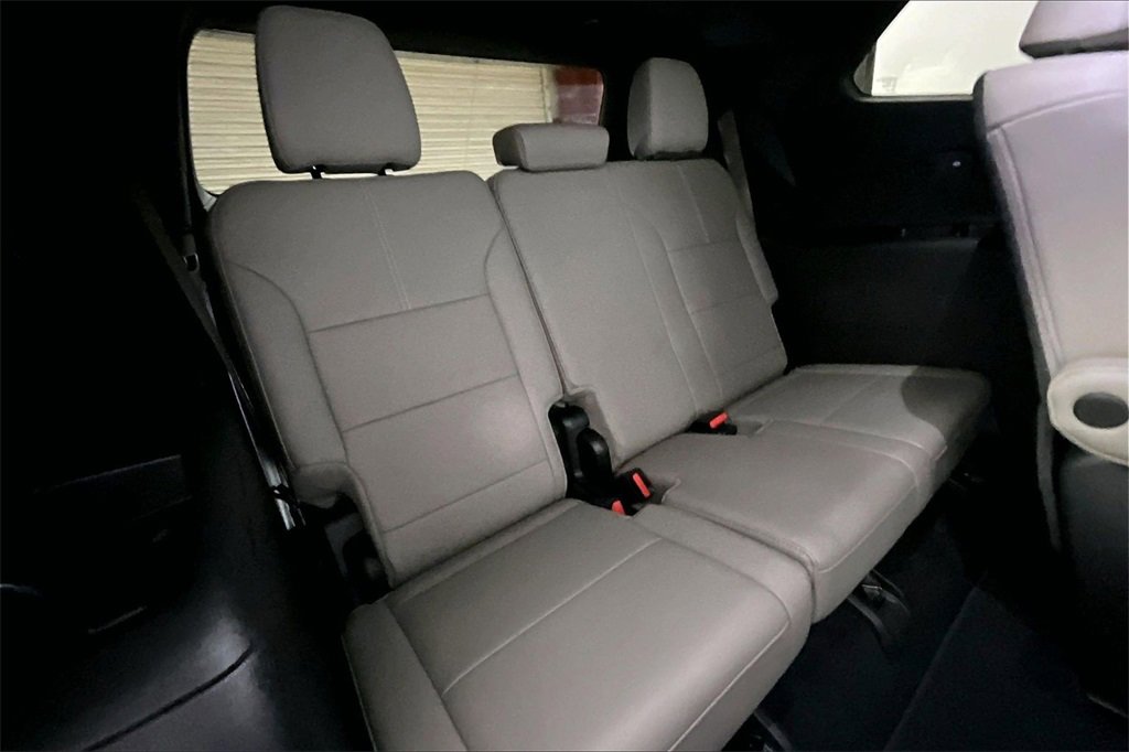 Used 2024 GMC Acadia Elevation w/ Luxury Package image 23