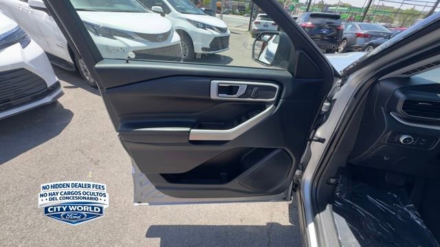 Certified 2020 Ford Explorer XLT w/ Equipment Group 202A AWD/4WD image 6