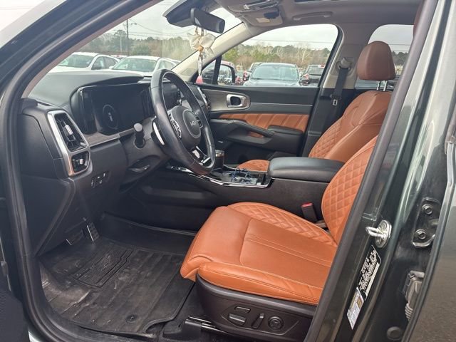 Used 2022 Kia Sorento SX Prestige w/ Rust Color Package image 9