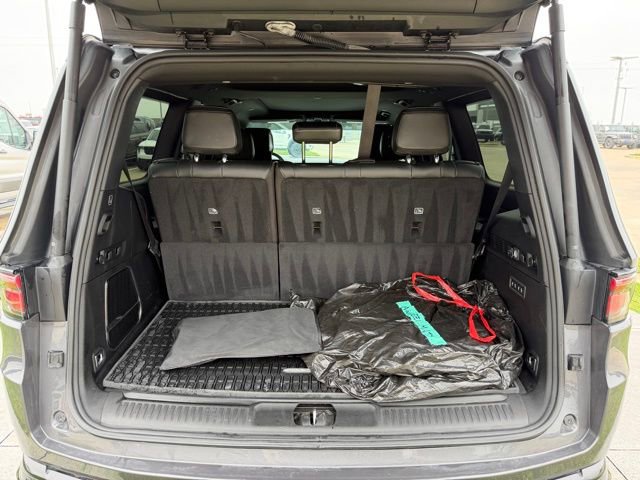 Used 2023 Jeep Wagoneer Series II image 9