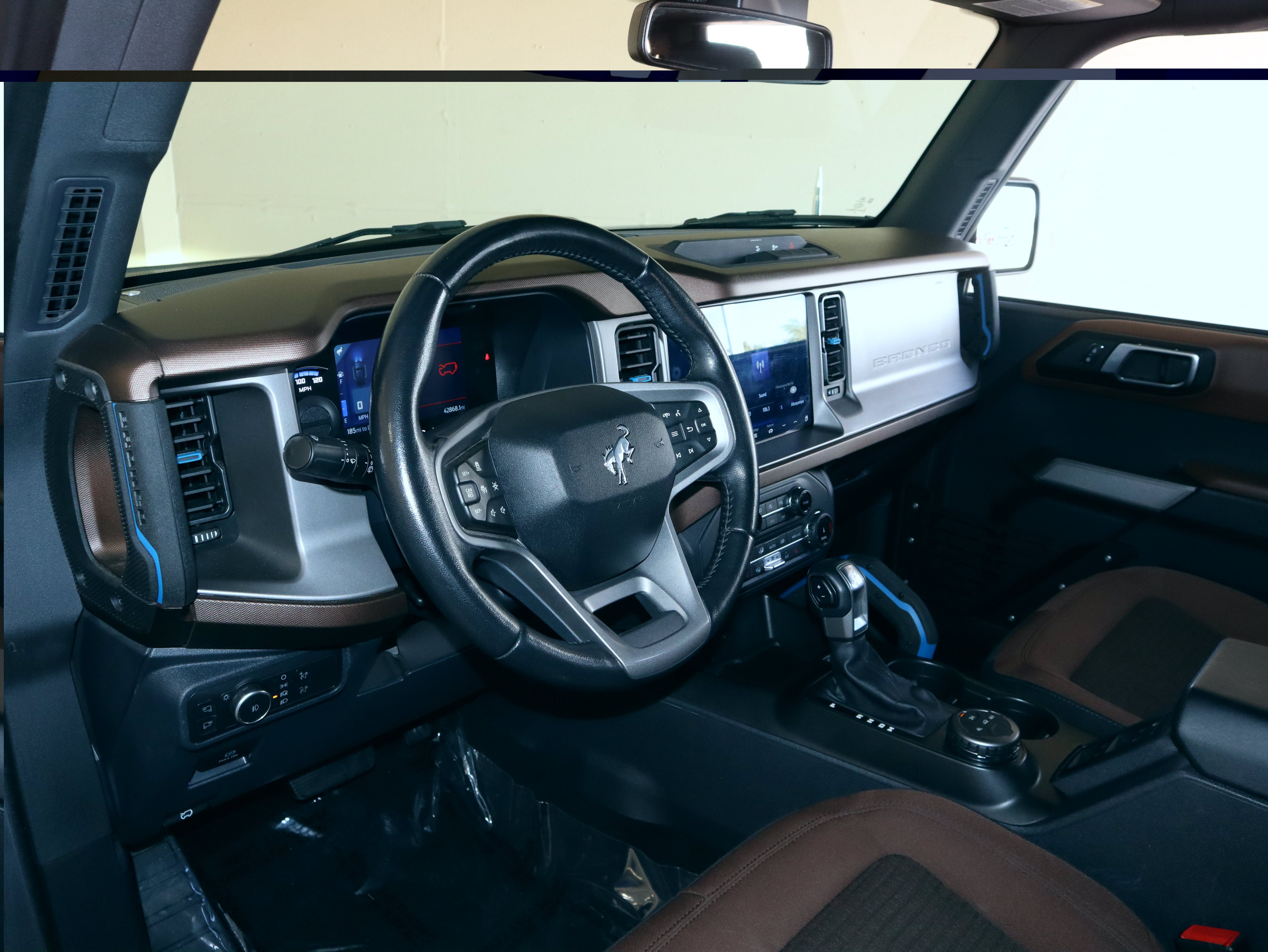 Certified 2022 Ford Bronco Outer Banks AWD/4WD image 21