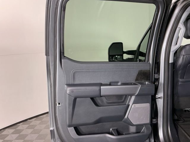 Certified 2025 Ford F350 Lariat w/ FX4 Off-Road Package image 30