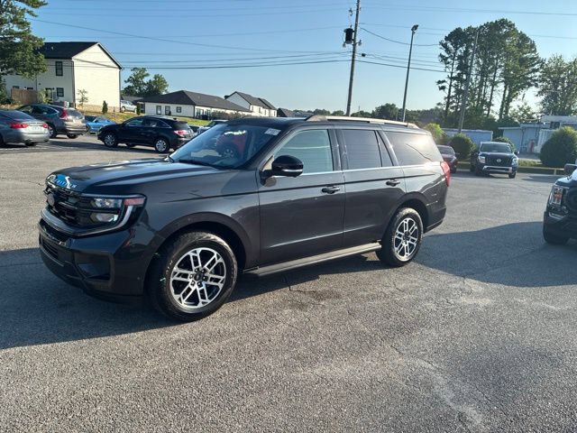 Certified 2025 Ford Expedition Active AWD/4WD image 41