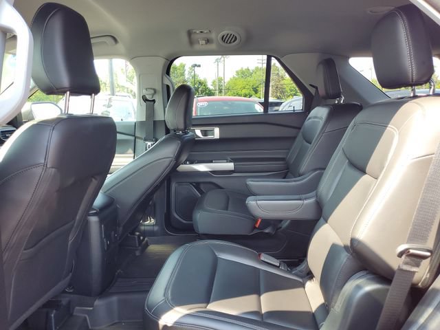 Certified 2023 Ford Explorer XLT w/ Equipment Group 202A AWD/4WD image 28