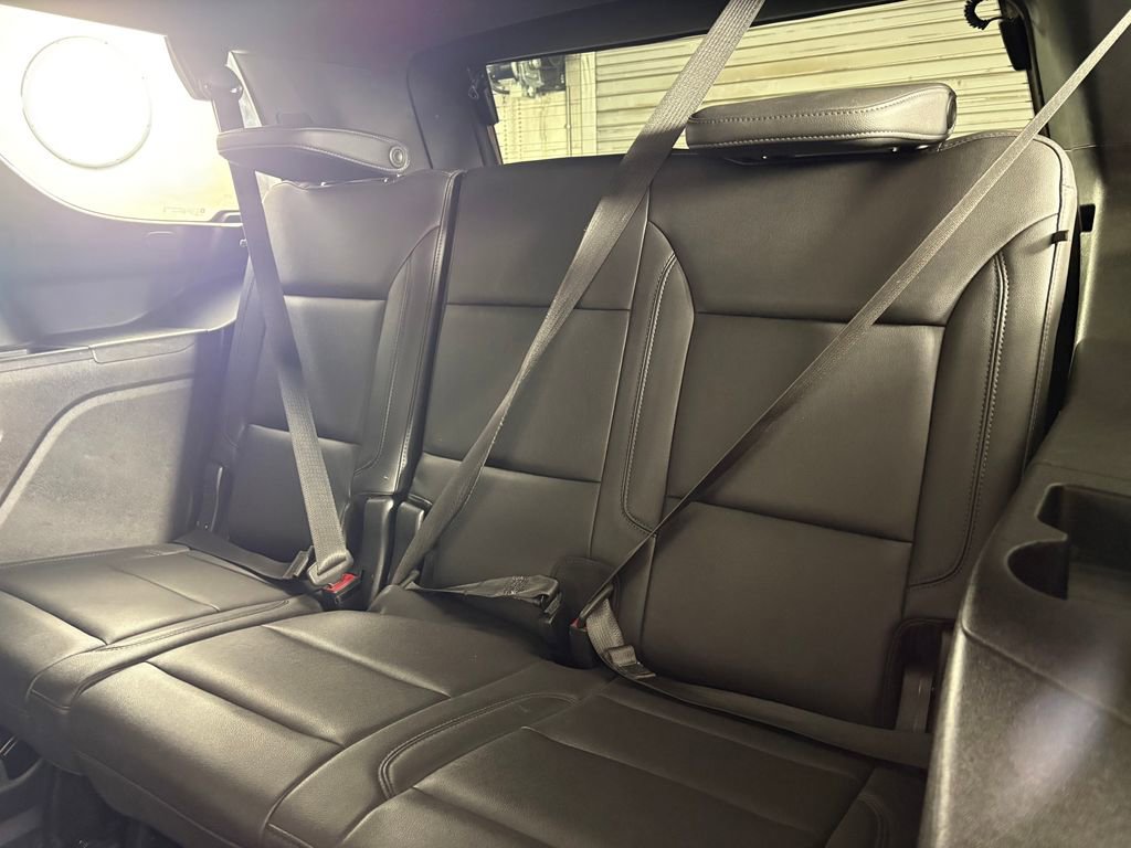 Used 2021 Chevrolet Tahoe Z71 AWD/4WD image 32