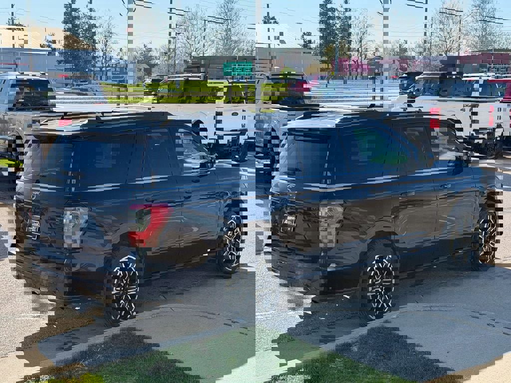 Certified 2020 Ford Expedition Max Limited w/ Equipment Group 303A AWD/4WD image 3