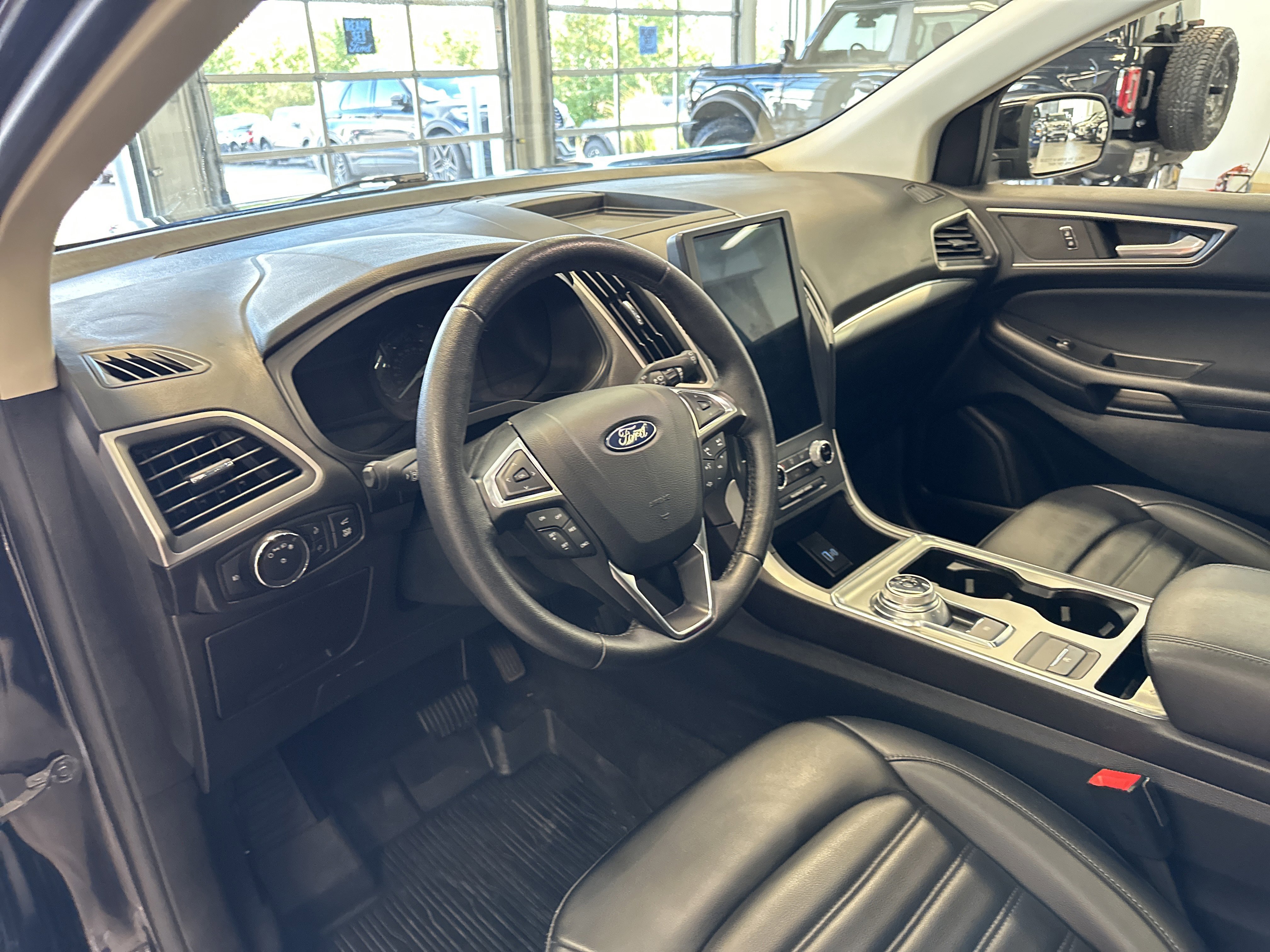 Certified 2022 Ford Edge SEL w/ Convenience Package image 25