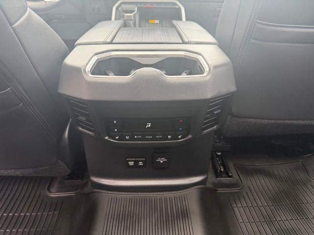 Used 2024 Toyota Sequoia Platinum AWD/4WD image 23