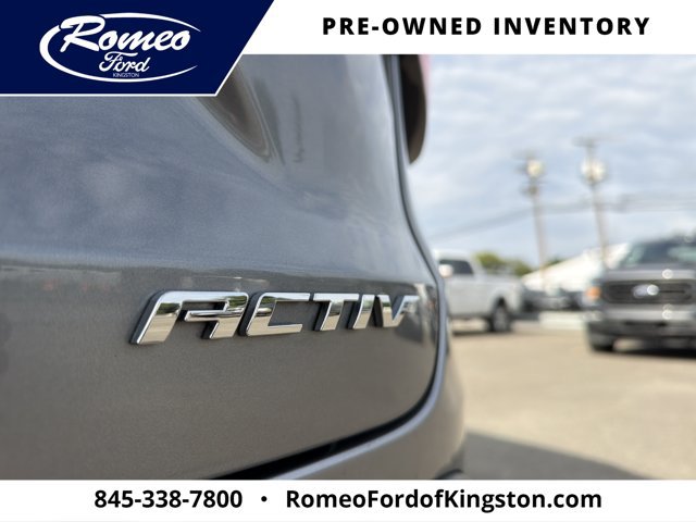 Used 2024 Chevrolet Trax ACTIV w/ Sunroof Package FWD image 32