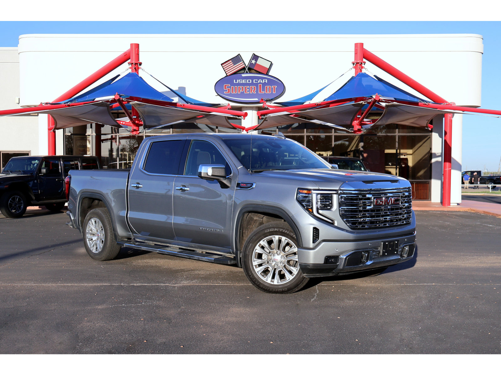 Used 2024 GMC Sierra 1500 Denali w/ Technology Package AWD/4WD image 1