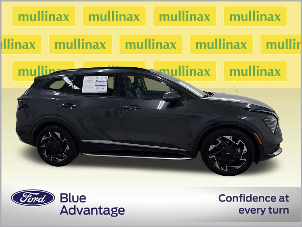 Used 2023 Kia Sportage SX FWD image 2