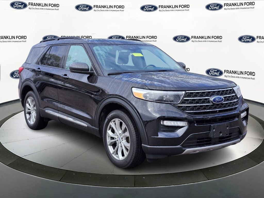 Certified 2022 Ford Explorer XLT w/ Equipment Group 202A image 7