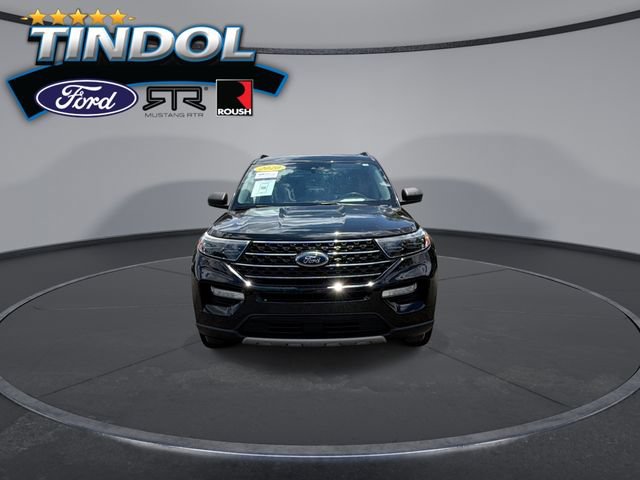 Certified 2020 Ford Explorer XLT w/ Equipment Group 202A AWD/4WD image 4