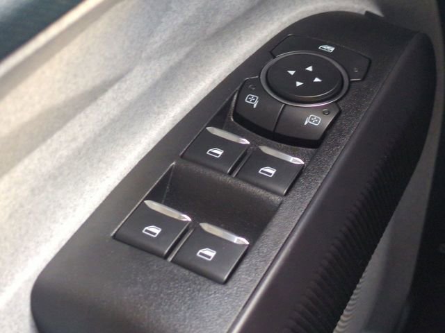 Certified 2025 Ford Maverick XLT image 22