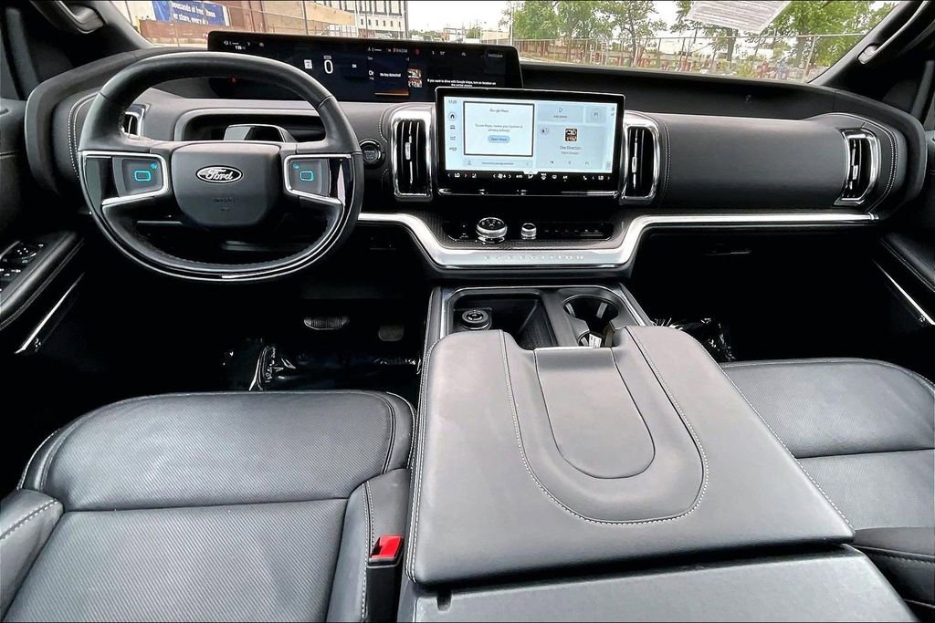 Certified 2025 Ford Expedition Platinum w/ Stealth Appearance Package AWD/4WD image 14
