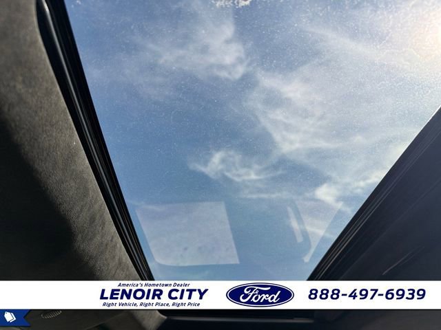 Used 2022 GMC Sierra 1500 AT4X AWD/4WD image 17