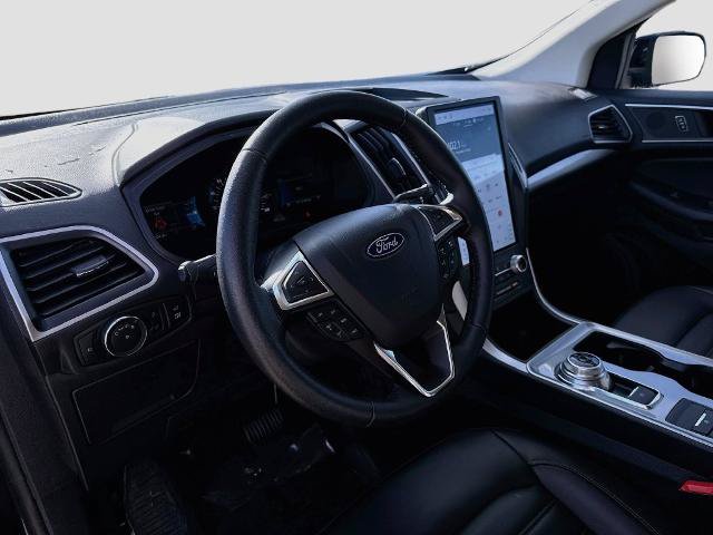 Certified 2024 Ford Edge SEL w/ Convenience Package AWD/4WD image 9