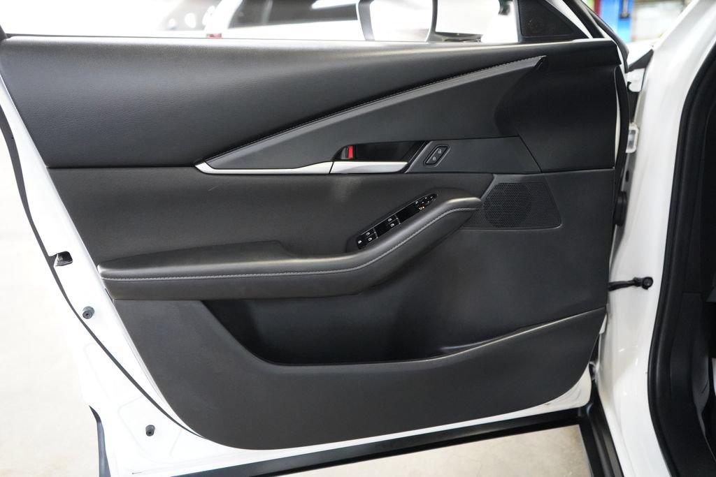 Used 2022 MAZDA CX-30 AWD 2.5 S image 16