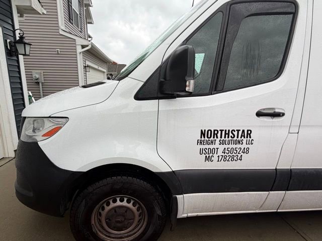 Used 2021 Mercedes-Benz Sprinter 2500 w/ Driver Convenience Package image 3