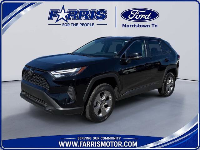 Used 2025 Toyota RAV4 XLE AWD/4WD image 1