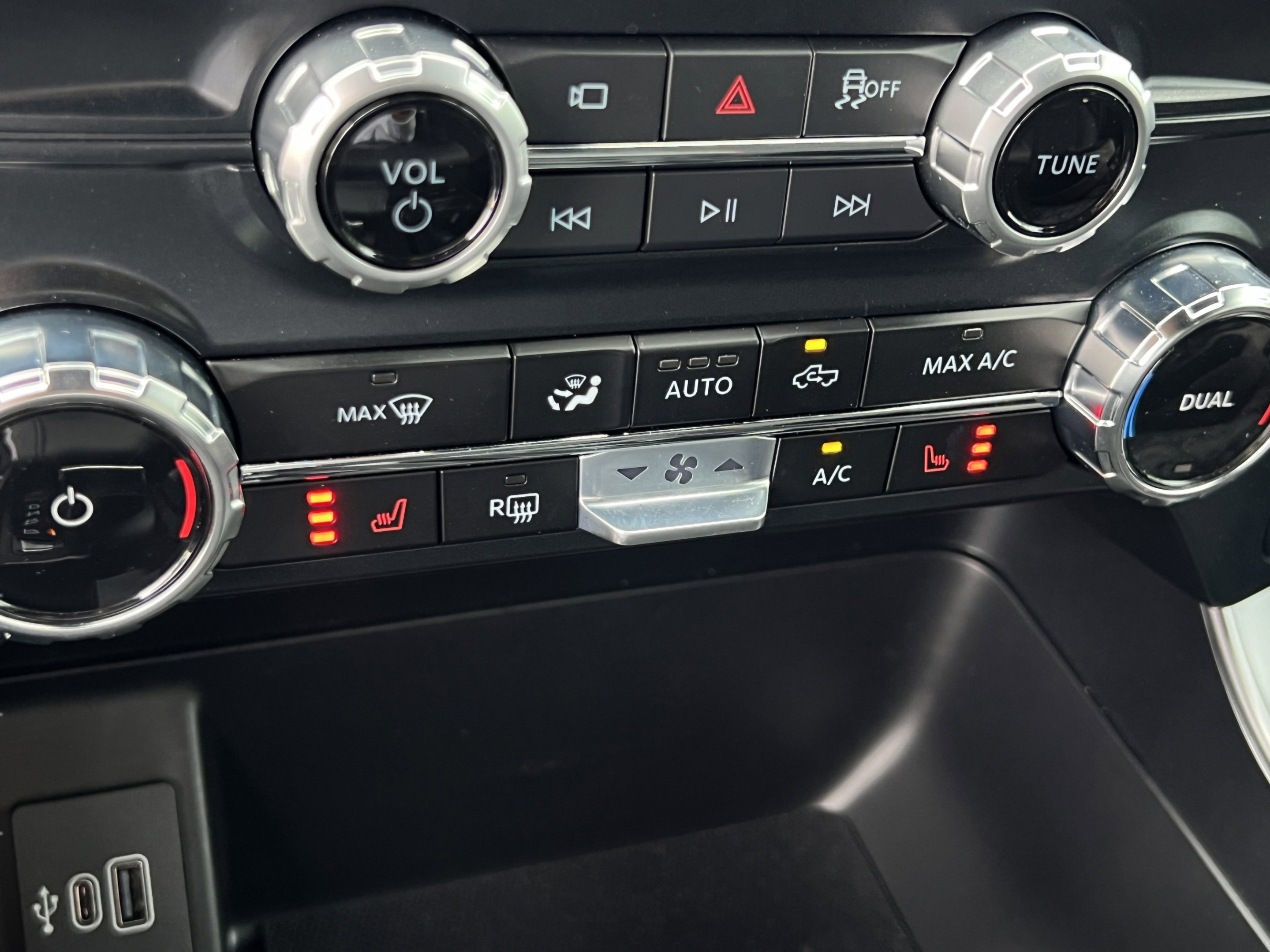 Certified 2025 Ford F150 Tremor AWD/4WD image 9