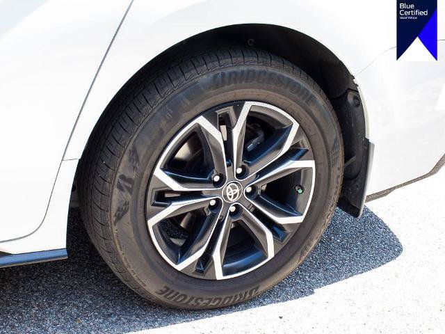 Used 2025 Toyota Sienna Platinum AWD/4WD image 6
