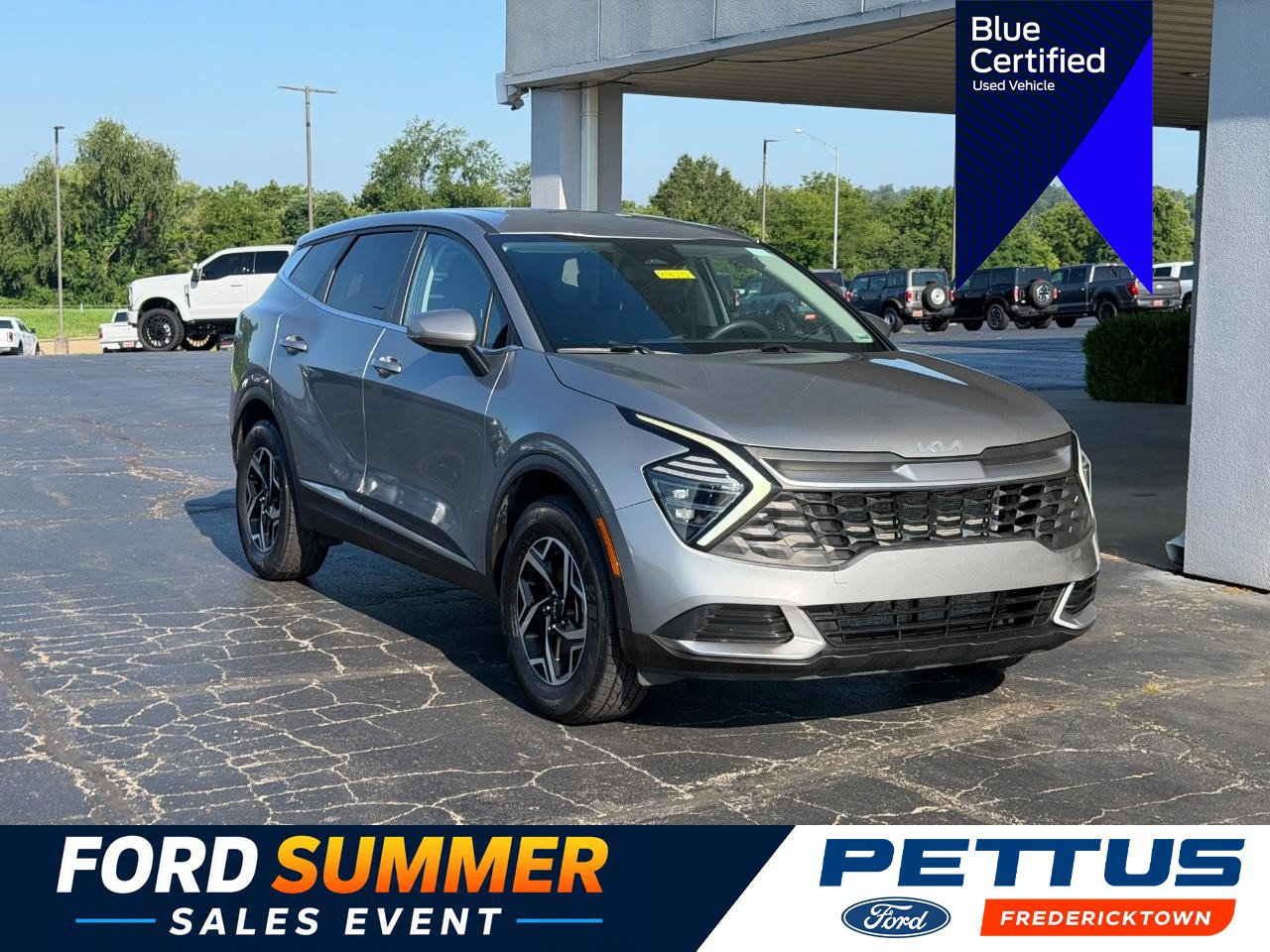 Used 2024 Kia Sportage LX AWD/4WD image 1