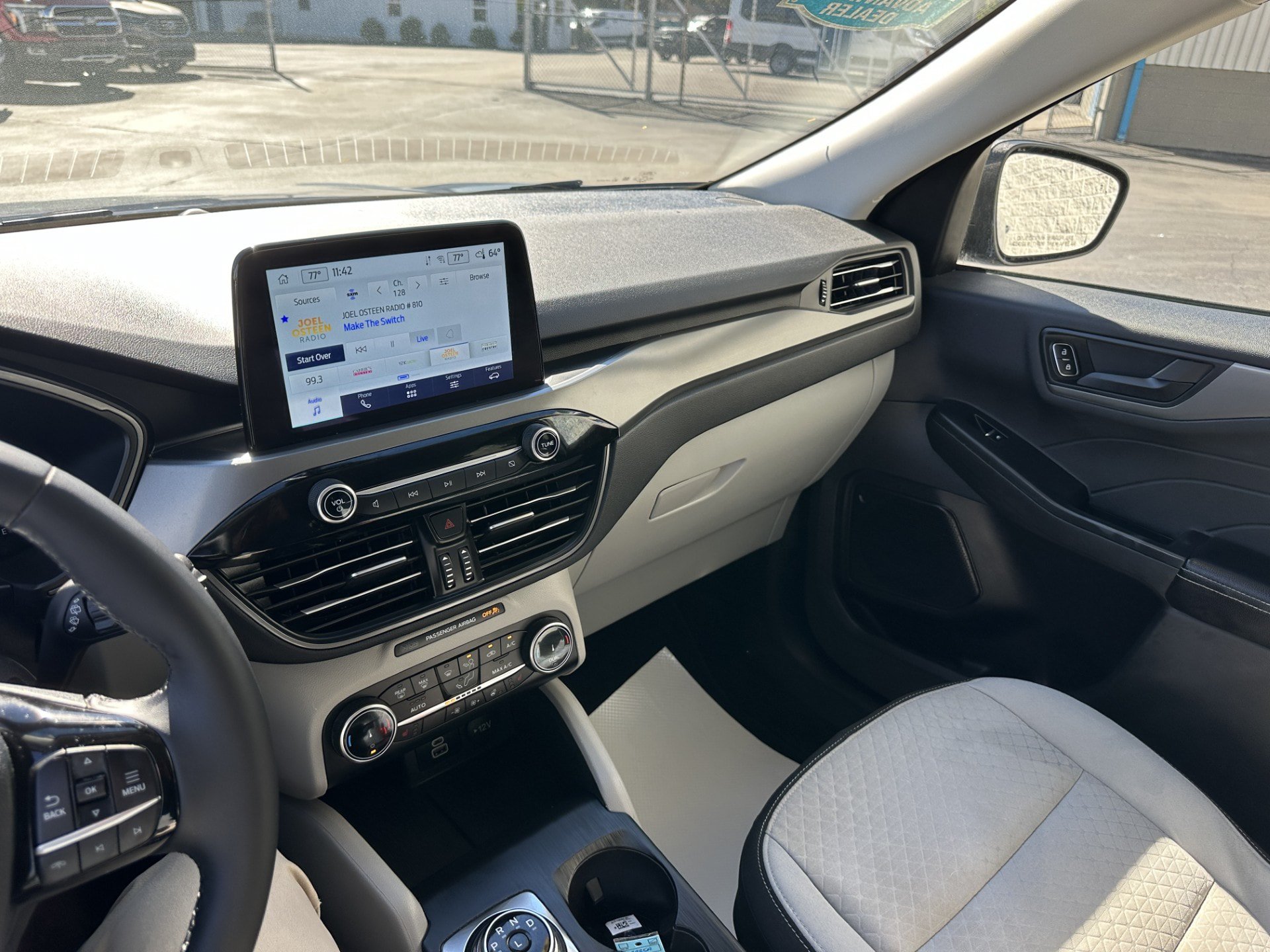 Certified 2024 Ford Escape Active AWD/4WD image 10