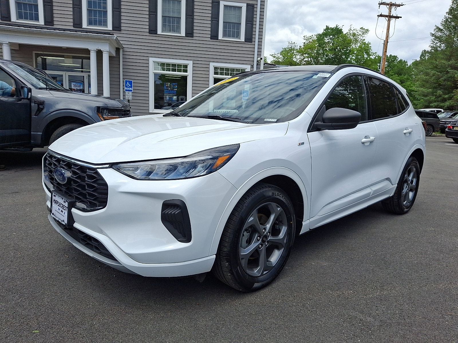 Certified 2023 Ford Escape ST-Line w/ Tech Pack #1 AWD/4WD image 1