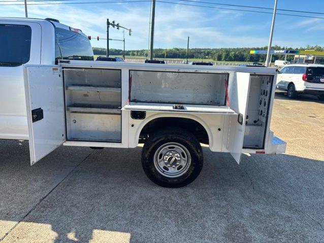 Certified 2023 Ford F250 XL w/ XL Chrome Package AWD/4WD image 12