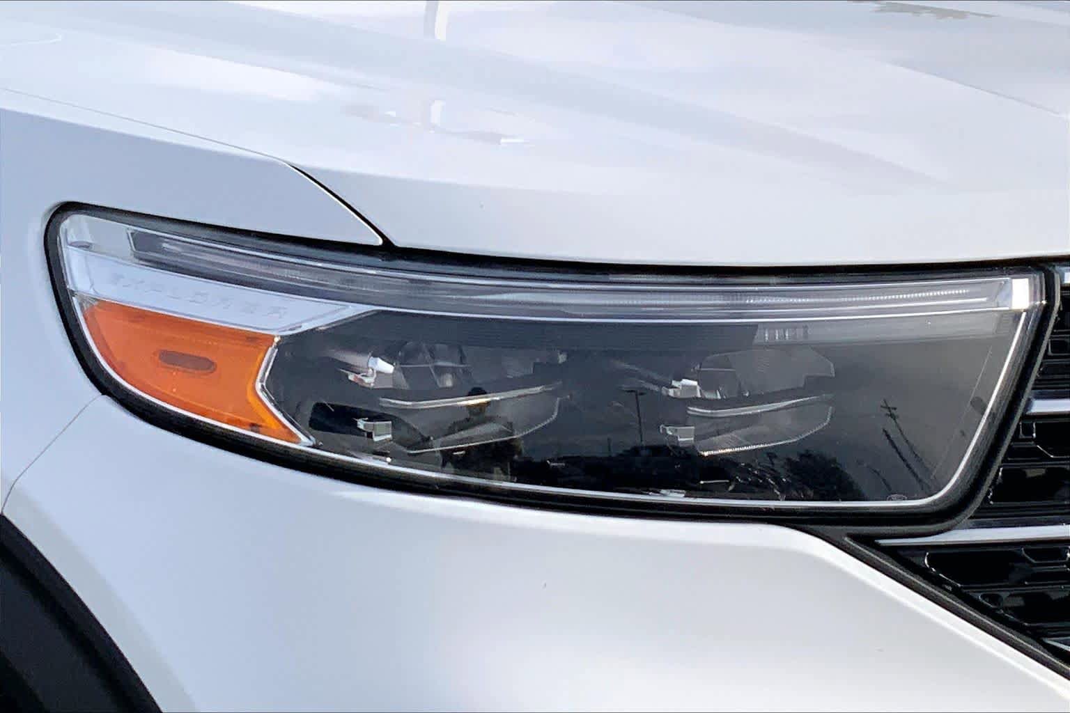 Certified 2021 Ford Explorer XLT RWD image 24