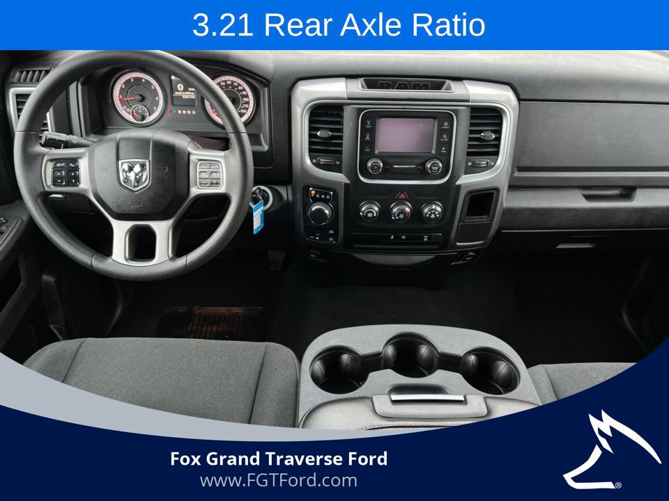 Used 2024 RAM 1500 Warlock AWD/4WD image 3