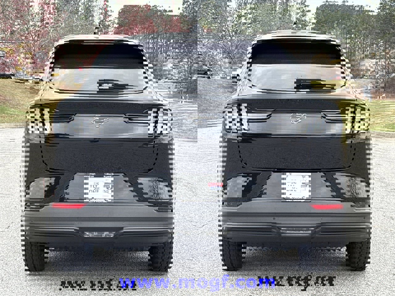 Certified 2025 Ford Mustang Mach-E Premium image 3