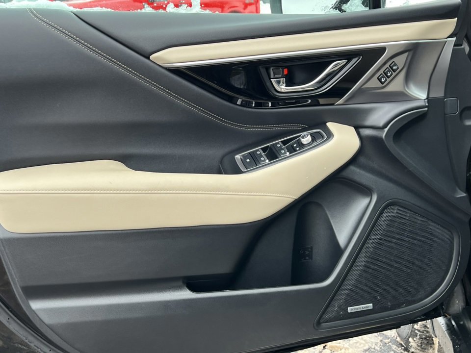 Used 2023 Subaru Outback Limited image 17