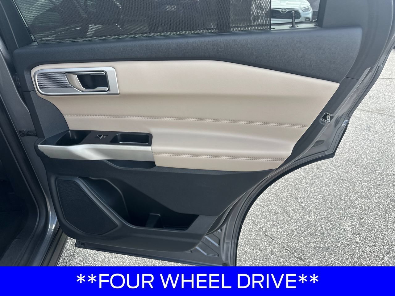 Certified 2021 Ford Explorer Limited w/ Equipment Group 301A AWD/4WD image 18