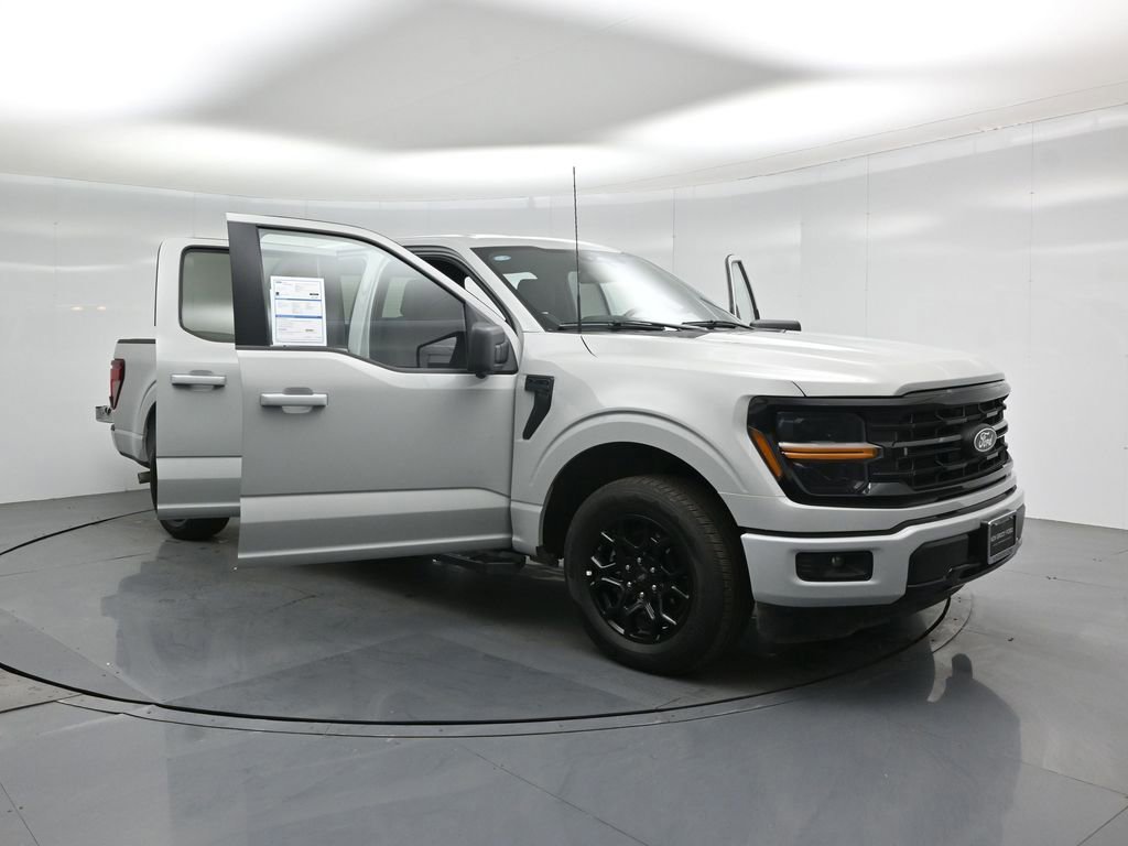 Certified 2024 Ford F150 XLT w/ XLT Black Appearance Package image 53