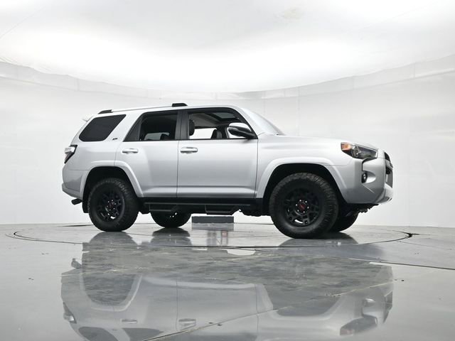 Used 2023 Toyota 4Runner SR5 Premium w/ Moonroof Package image 33