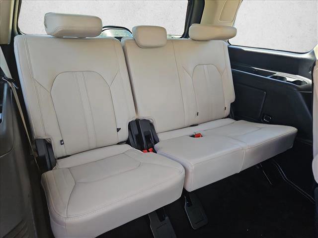 Certified 2023 Ford Expedition Platinum image 21