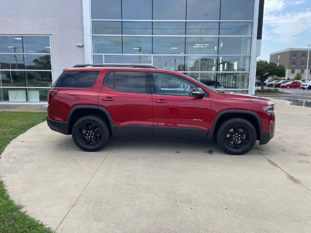 Used 2023 GMC Acadia AT4 w/ Preferred Package AWD/4WD image 4