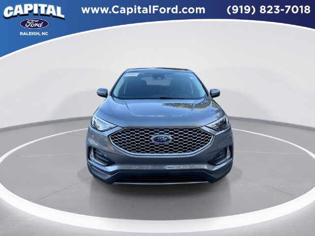 Certified 2023 Ford Edge SEL w/ Convenience Package AWD/4WD image 3