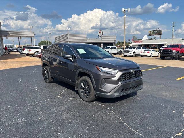 Used 2024 Toyota RAV4 LE FWD image 11