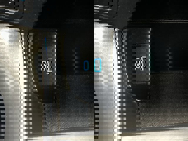 Certified 2022 Ford F150 XLT w/ Equipment Group 301A Mid image 29