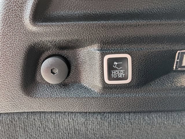 Used 2025 Jeep Grand Cherokee L Summit AWD/4WD image 21