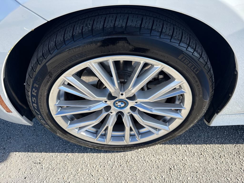 Used 2023 BMW 330e 330e iPerformance w/ Premium Package image 13